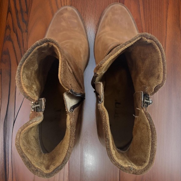 🔥BEAUTIFUL BORN DISTRESSED LEATHER BOOTS🔥 - Picture 5 of 7